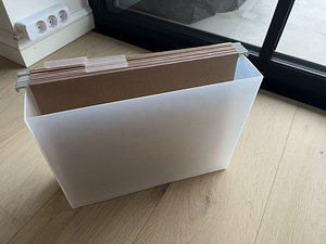 Muji dokumendikast 5 kaustaga (1 foto / 2)