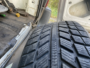 Шины 225/50r18 syron 2шт (3 фото из 4)