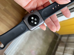 Apple watch series 3 (3 фото из 3)