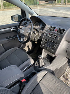 Vw Touran 1.4 tsi 110kw (9 foto / 15)