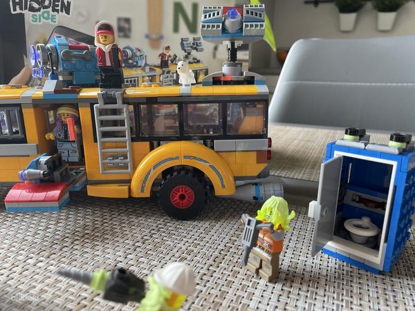 Лего спрятанный боковой автобус (фото #6)