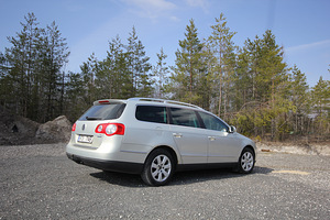 Volkswagen Passat CNG (2 foto / 10)