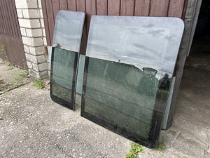 Panoraamkatuse klaasid BMW E61 (1 foto / 1)
