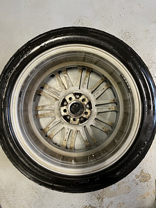 225/45 R17 (7 фото из 10)
