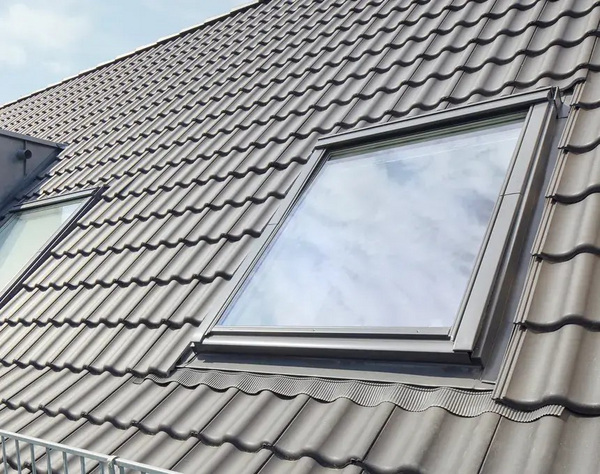 VELUX GLU MK06, Aken, VEEPLEKK, aurutõke