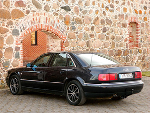 Audi A8 TDI Quattro (5 foto / 15)
