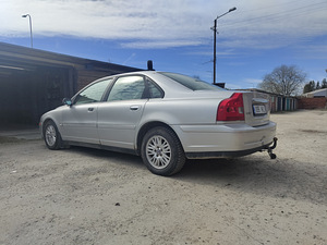 Volvo s80 2.4 (4 фото из 8)