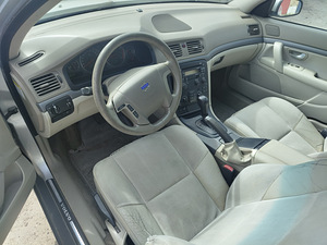 Volvo s80 2.4 (6 фото из 8)