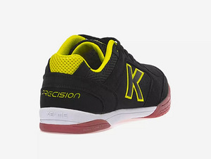 Jalgpallijalatsid Kelme (3 foto / 4)