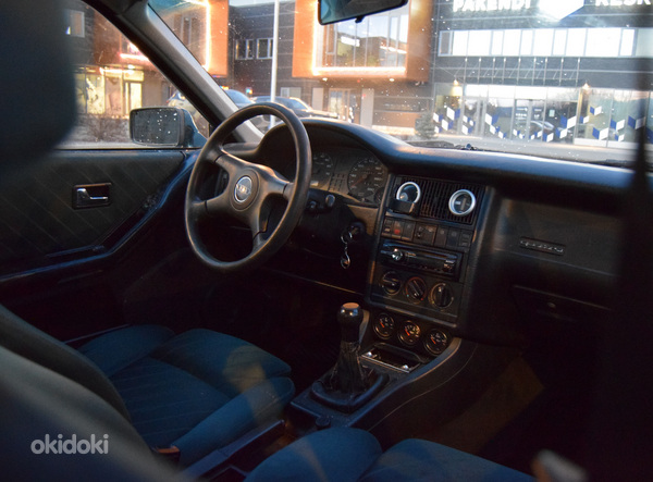 Audi 80 quattro "10 jahre edition" (фото #10)