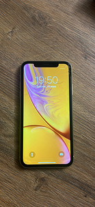 iPhone XR 64 ГБ (1 фото из 2)