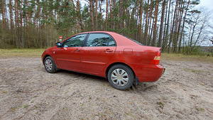 Toyota Corolla (12 фото из 14)