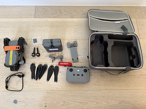 DJI Mavic Air 3 (2 foto / 5)