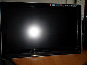 TV Philips 32PFL7962D (2 foto / 2)