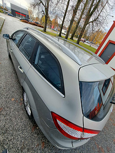 Ford Mondeo mk4 2009. 2.0 103kw (9 foto / 10)
