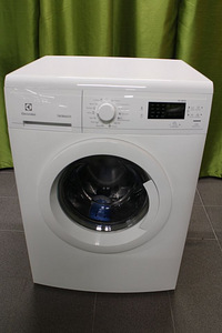 ELECTROLUX PESUMASIN GARANTII (2 foto / 2)