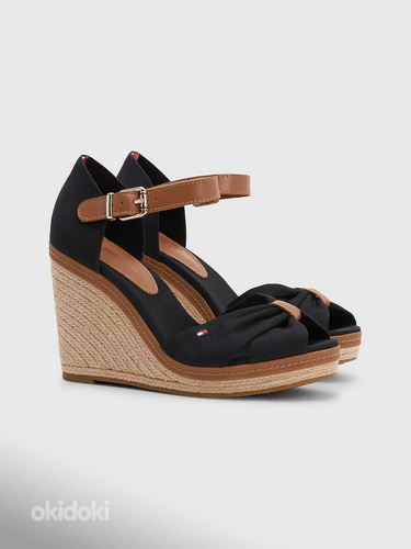 Uued Tommy Hilfiger sandaalid