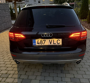Audi A4 Allroad Quatro 3.0, 176 kW (13 foto / 15)