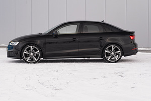 Audi A3 S-Line 2017 (3 foto / 15)