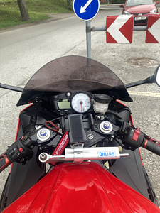 Yamaha yzf R6 2004a. (4 foto / 8)