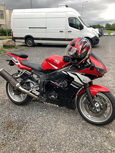 Yamaha yzf R6 2004a. (7 foto / 8)
