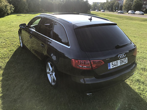 Audi A4 B8 2.7tdi 2009 Panoraam (4 foto / 4)