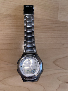 Титановый браслет Casio Illuminator (2 фото из 3)