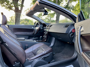 Volvo C70 2.4 D5 132kw Summum (10 foto / 12)