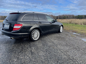 Mercedes-Benz C320CDI 4Matic Avantgarde (4 foto / 8)