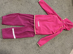 Softshell komplekt s.120-134(jope Didriksons ja püksid Lenne (1 foto / 4)