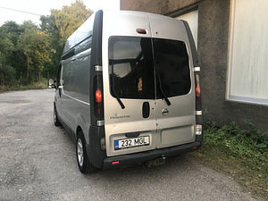 Nissan Primastar (6 foto / 12)