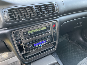 Volkswagen Passat (8 foto / 8)
