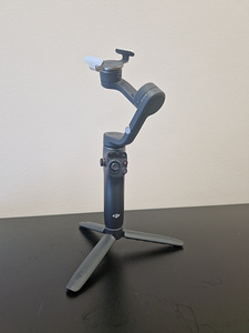DJI Osmo Mobile 6 (2 foto / 2)