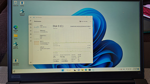 Lenovo ThinkPad E15 LISAGARANTII 09.2024!!! (4 foto / 10)