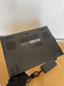 ASUS Gaming laptop l i7 11370H l RTX 3060 l 144Hz l GARANTII (6 foto / 7)