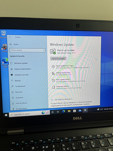 Dell Latitude E7470 14” l i7 6600U l 8gb DDR4 l 256gb SSD (6 foto / 6)