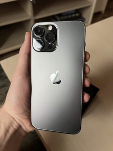 iPhone 13 Pro Max 128 ГБ, графитовый (2 фото из 4)
