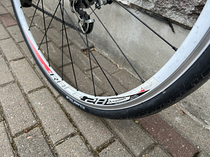 Scott Speedster S40 maanteeratas (5 foto / 7)