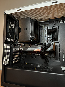 Mänguriarvuti l i5 12600KF l RTX 3070 l 16gb DDR4 l 1TB SSD (2 foto / 5)