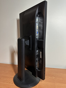 AOC G2460PQU 144hz 24” FullHD monitor (5 foto / 5)