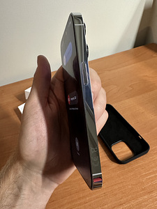 iPhone 14 Pro 256gb (4 фото из 5)