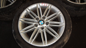 Müüa veljed koos rehvidega. BMW E87 (4 foto / 6)