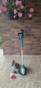Akutrimmer Bosch ART 26 LI, 2 akut 18 V, (2 foto / 10)