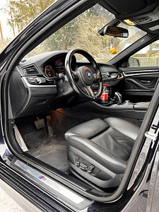 BMW F10 535d RWD 2012 233т км (8 фото из 11)