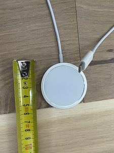 Juhtmevaba iPhone laadija USB-C (2 foto / 2)