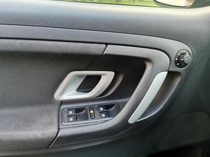 Skoda Fabia Combi (7 foto / 11)