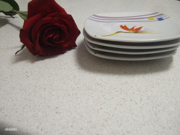 Комплект тарелочек для десерта, 4 шт. (фото #1)