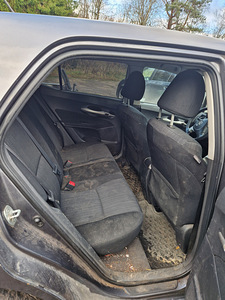 Toyota Auris 1.4 d4d (5 foto / 9)