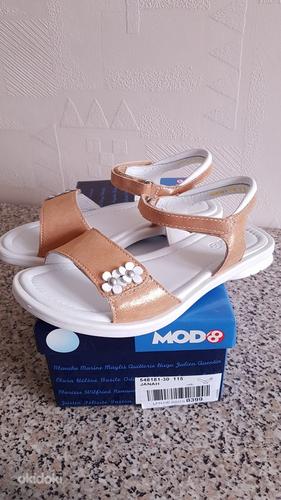 Новые кожаные сандалии Mod8, размер 32 (фото #2)