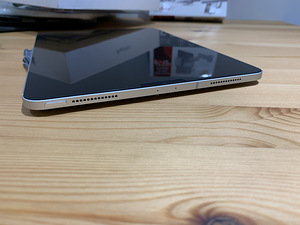 Uueväärne! Apple iPad Pro 2018 11 Wi-Fi + Cellular 64GB (5 foto / 8)